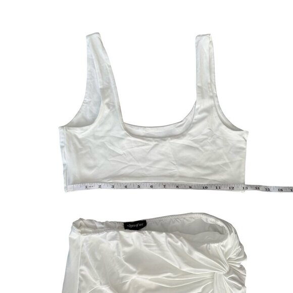 Edges of Her Crop Top and High Slit Asymmetrical Skirt Set White Size L - Picture 3 of 6